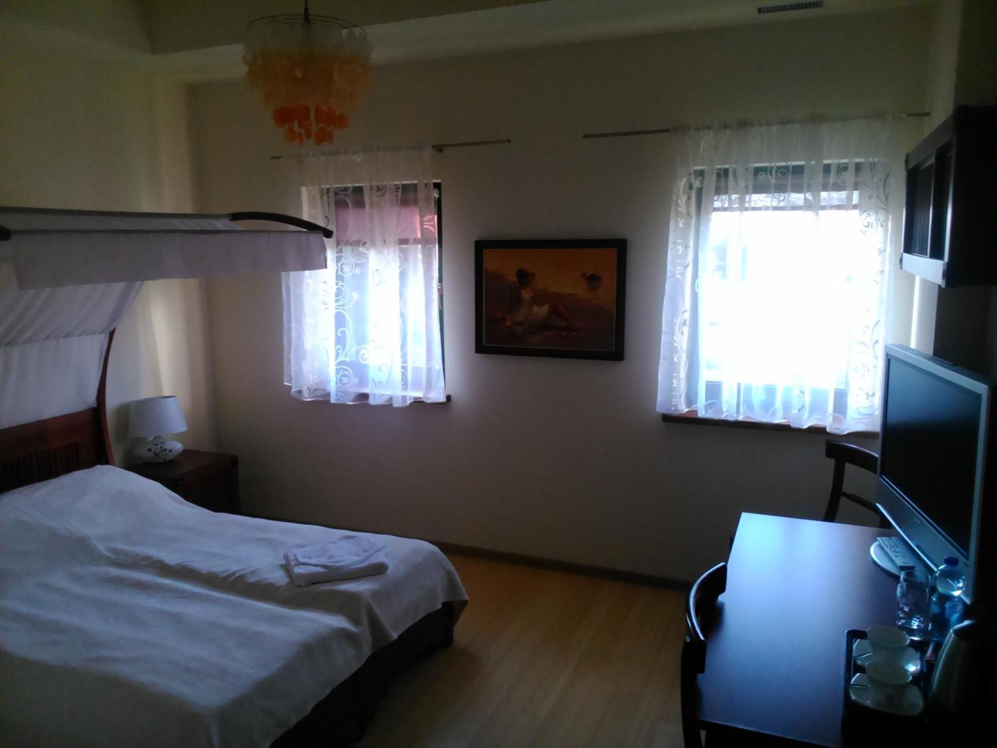 Bed and Breakfast Karczma Biesiadna Dalnia Zimmer foto